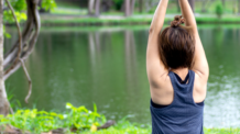Yoga aos Cinquenta: Práticas Para Fortalecer Corpo e Espírito